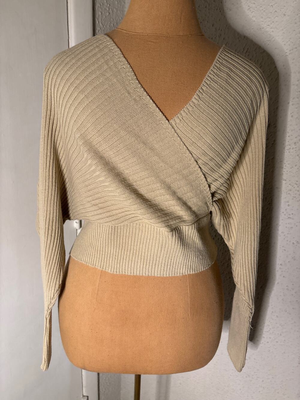 PrettyLittleThing Stone Wrap Off Shoulder Jumper Sweater M NEW Cozycore Comfy